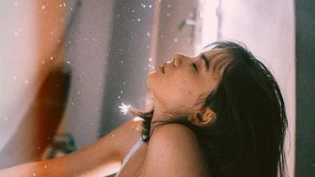 深度微访谈:这些女孩们的“第一次”