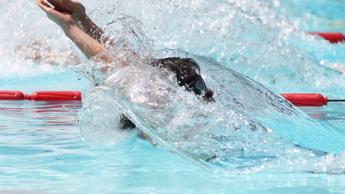 不会游泳,大学无法毕业?