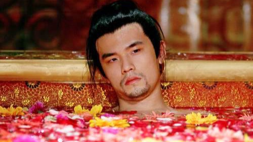 到什么年龄会自然散发臭味?