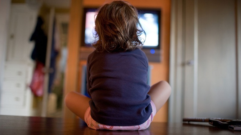 长时间看电视对大脑有害?