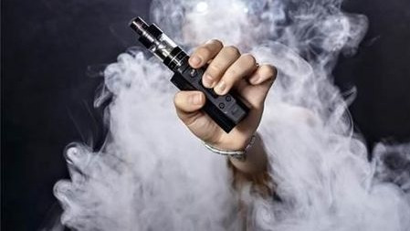 电子烟被纳入控烟范围,为啥曾经的“戒烟神器”也掉马了?