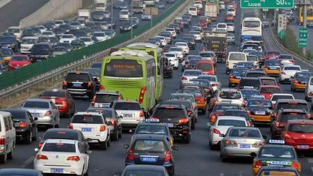 堵堵堵!多修路,就能解决交通拥堵问题吗?