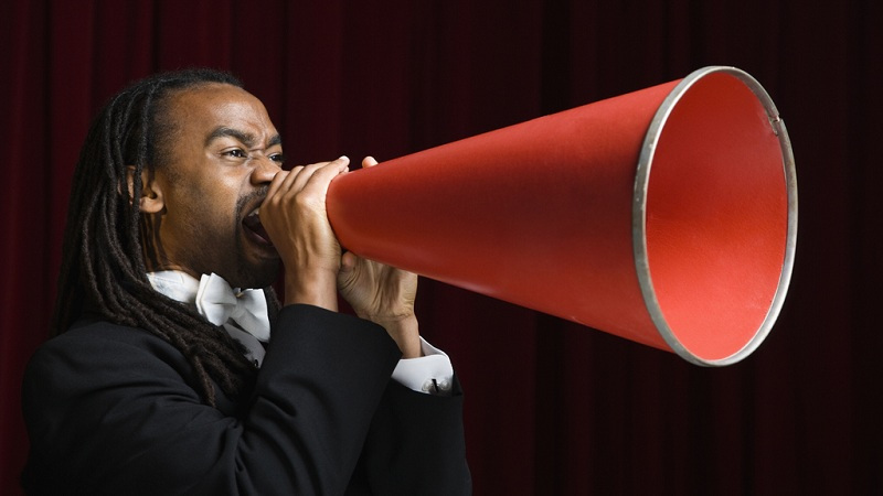 搭讪必备:男人磁性嗓音速成法