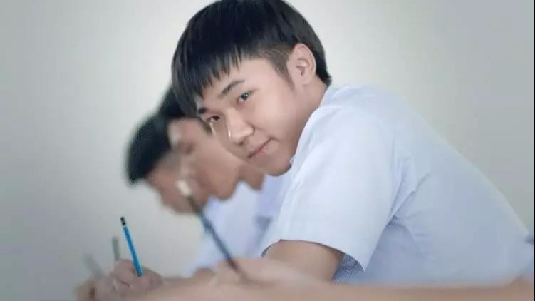 央视曝光考研作弊链:世道变坏,从小人得志开始