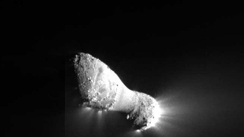 拖长尾巴的“扫把星”,地球生命出现要记它一功