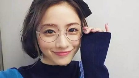 5个美容技巧,让你像大师那样用遮瑕