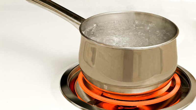 盐水比纯水煮沸的速度快?其实并没有差多少