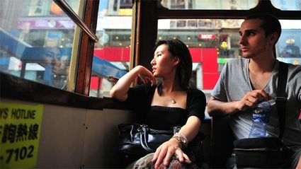 为什么越来越多中国单身人士选择跨国婚姻?