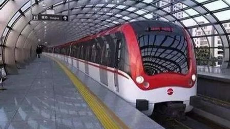 地铁司机为什么能停得那么准?