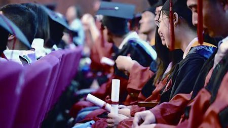 在中国,读完博士干什么?