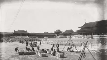 一个演员的疑问:故宫南迁文物安好,是日本人放了一马?