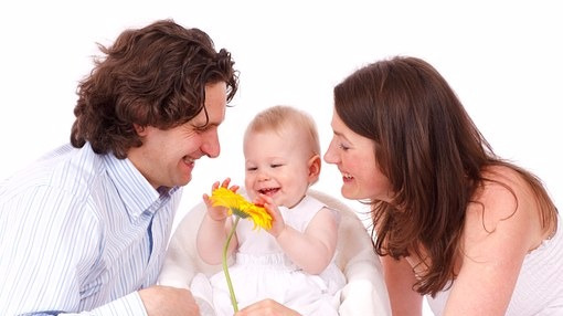 爸妈有这5种问题容易遗传给孩子,应该怎样应对?