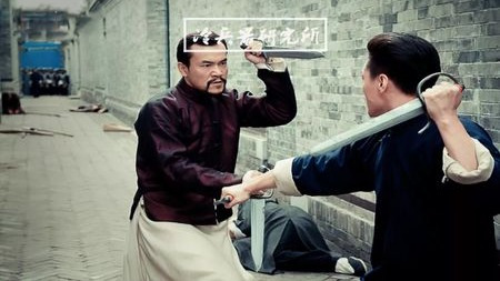 在冷兵器对抗中,选择什么样的兵器可以提高胜率?