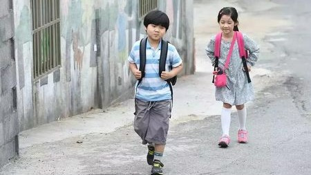 “女儿11岁,怀孕5个月”:我拼命保护的孩子,却毁在性教育上