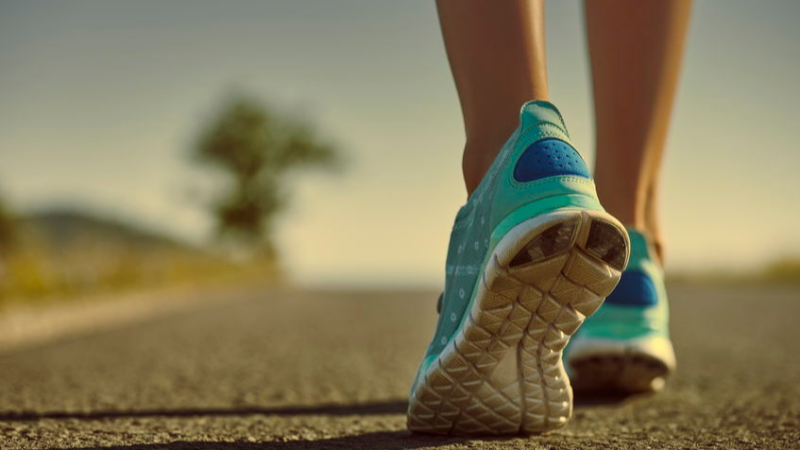 你的鞋跟哪边磨得最厉害?背后问题可不简单!