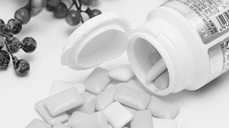 口香糖里的虫子分泌物是什么?