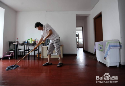 84消毒水拖复合地板好吗