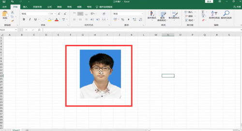 Excel如何更换照片背景