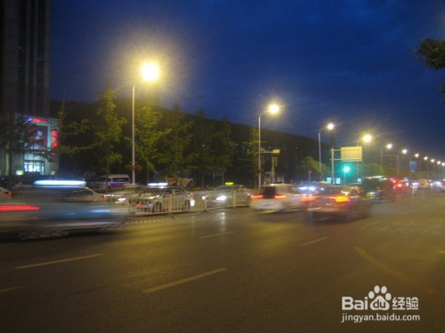 城市夜景的画面怎样拍的更美